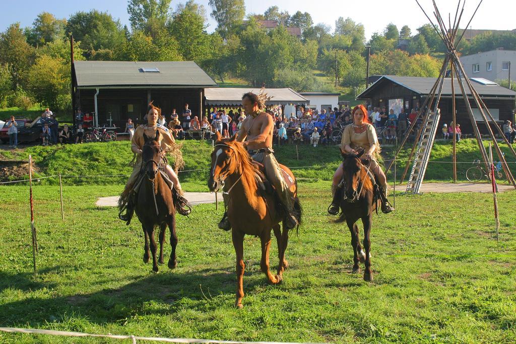 Turisticka Ubytovna Cakle Ústí nad Orlicí Exterior foto